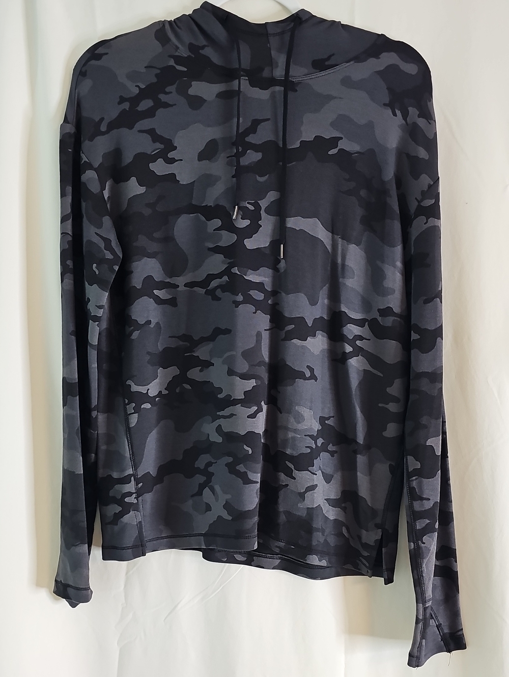 Athletic Works Black & Gray Camo Hooded Long-Sleeve Shirt